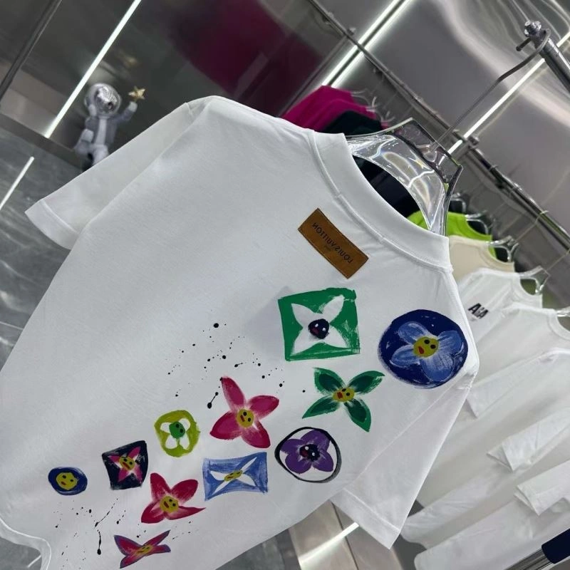 Bright Louis Vuitton T-Shirts 132123