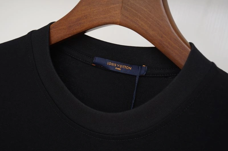 Louis Vuitton T-Shirts Bright 132117
