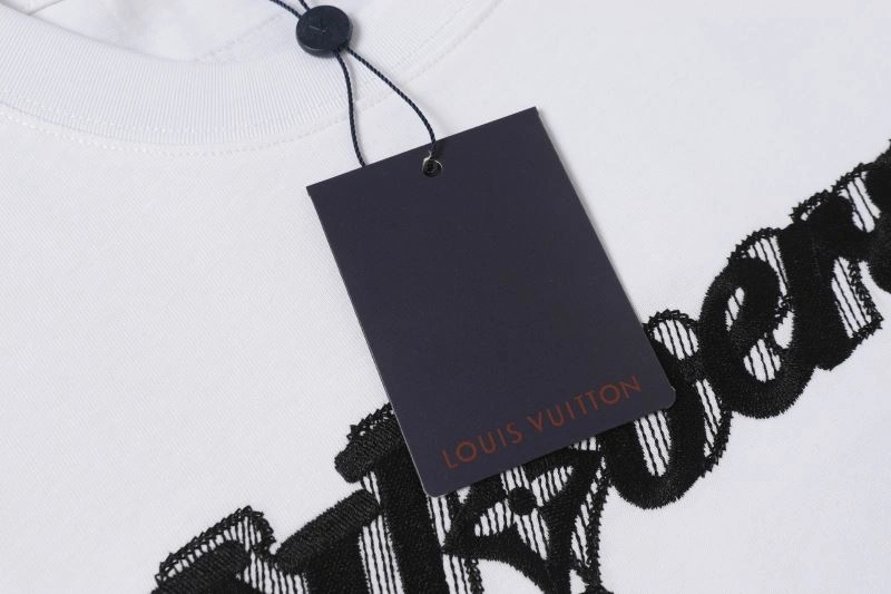 Louis Vuitton T-Shirts SmartChoice 132138