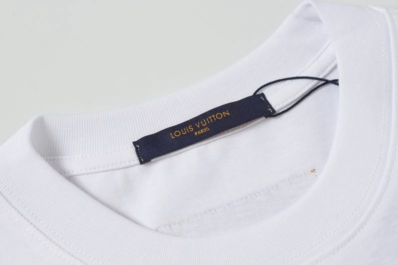 Louis Vuitton T-Shirts SmartChoice 132138