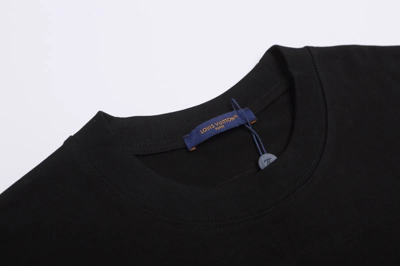 Comfortable Louis Vuitton T-Shirts 132131
