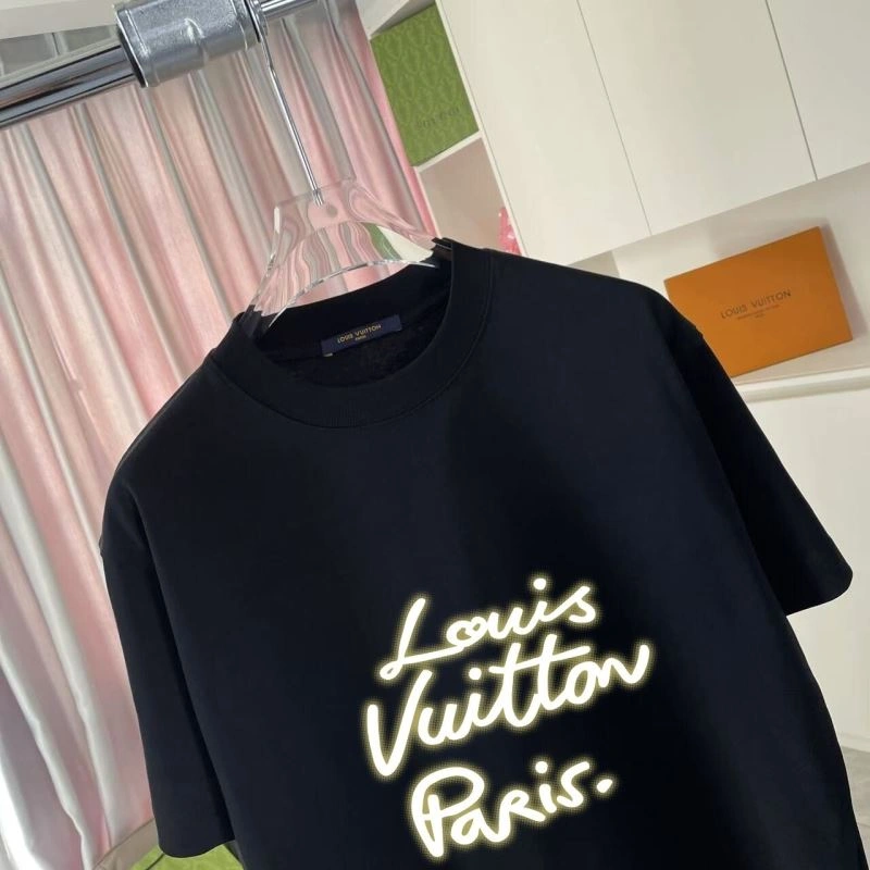 Louis Vuitton T-Shirts Trendsetting 132132