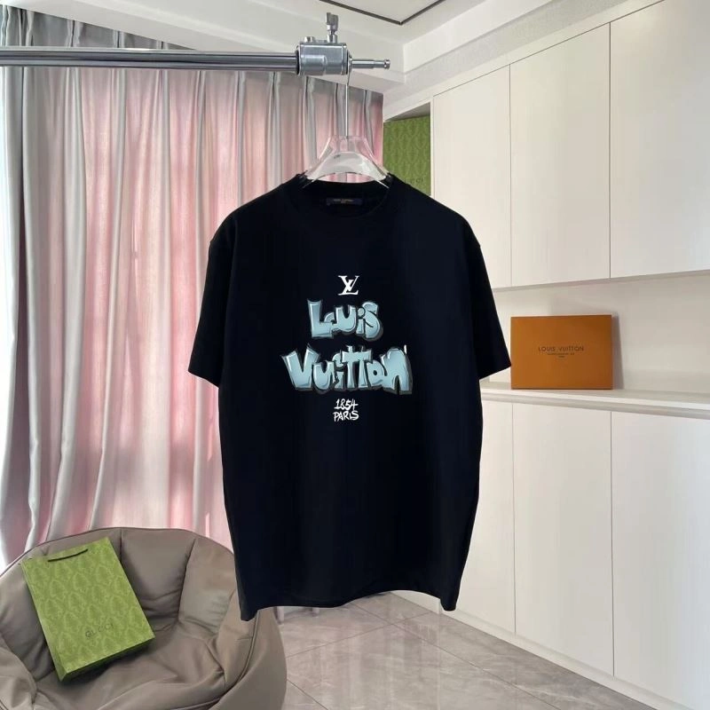 Louis Vuitton T-Shirts WrinkleFree 132127