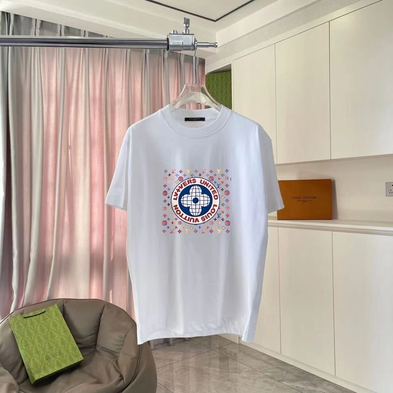 Louis Vuitton T-Shirts Minimalist 132122