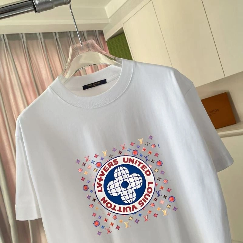 Louis Vuitton T-Shirts Minimalist 132122