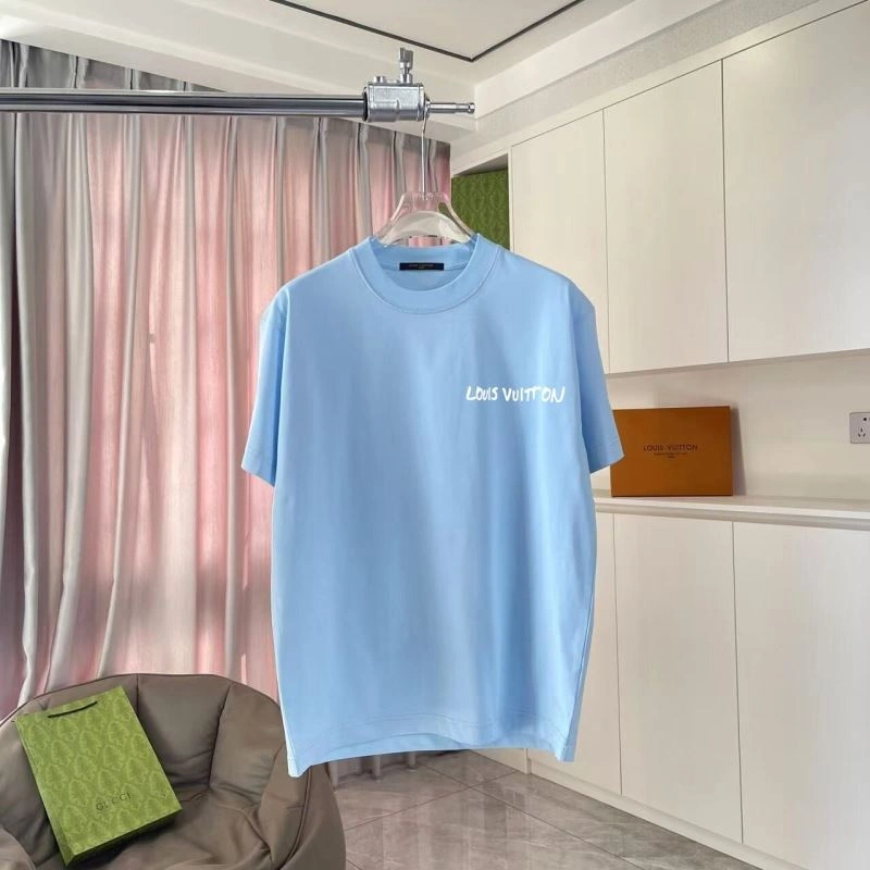 TravelReady Louis Vuitton T-Shirts 132141