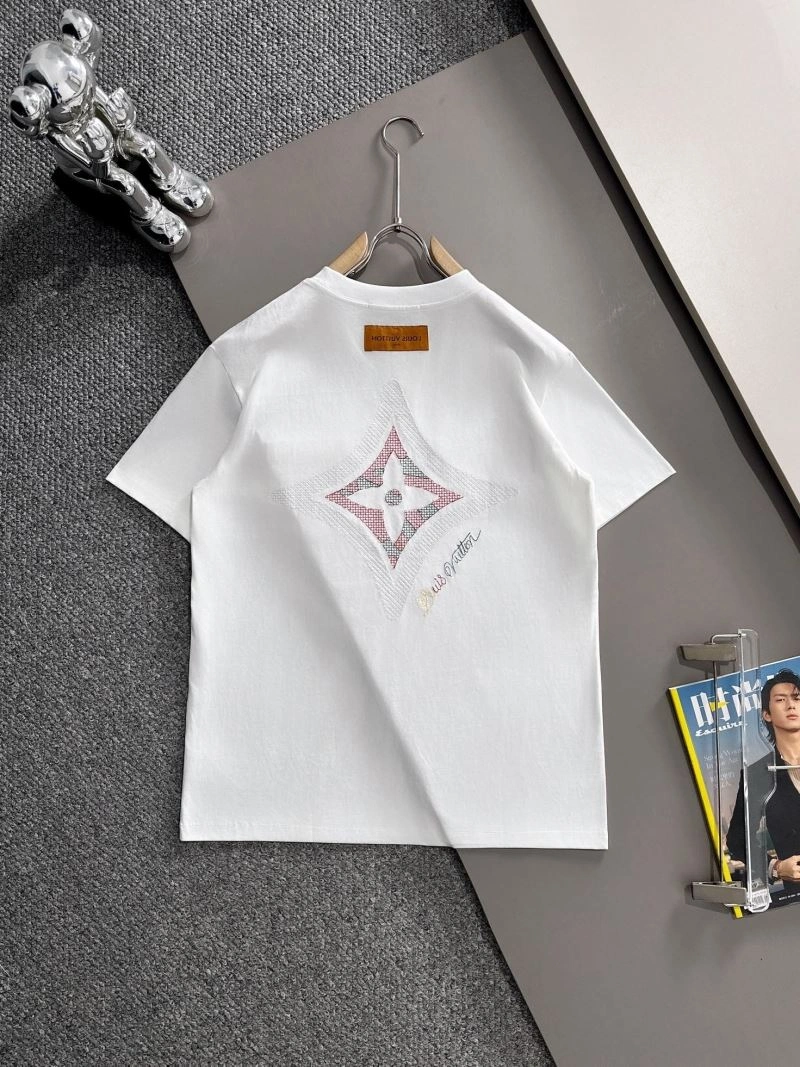 Lightweight Louis Vuitton T-Shirts 132115