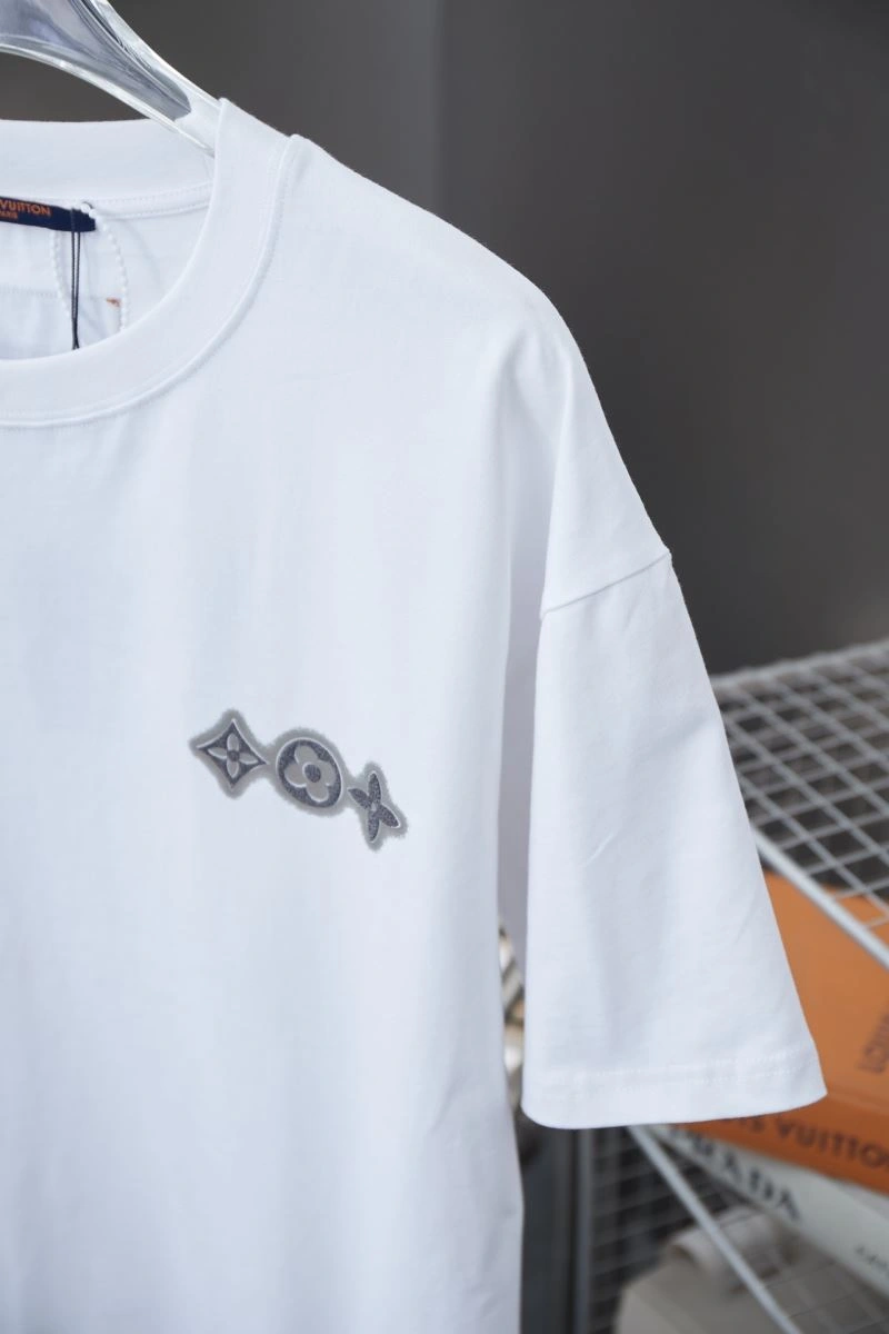 TechFriendly Louis Vuitton T-Shirts 138483