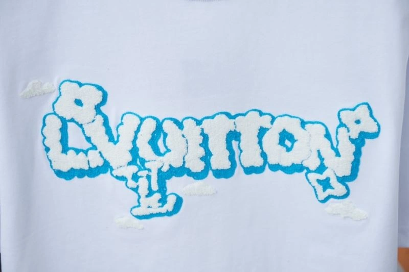 Louis Vuitton T-Shirts OnTrend 138475