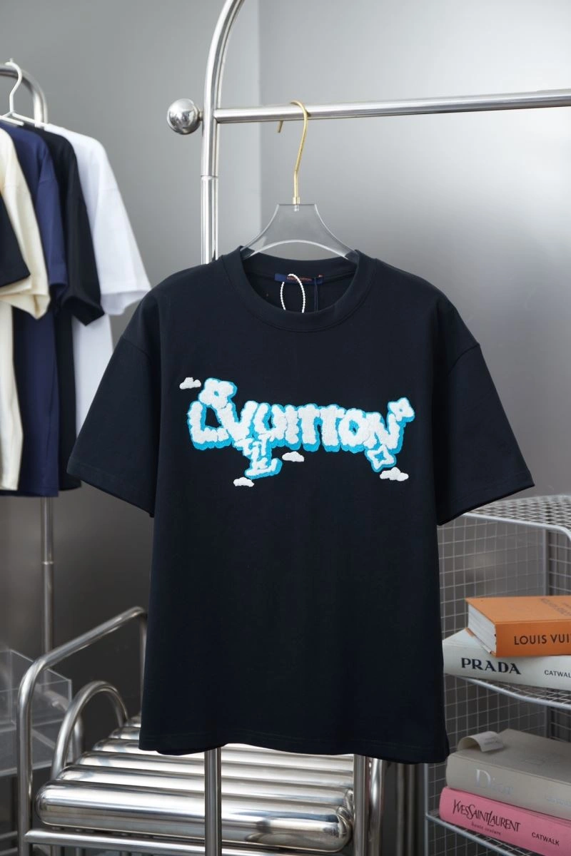 Casual Louis Vuitton T-Shirts 138476