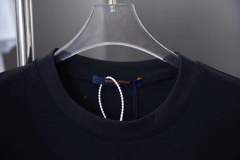 Casual Louis Vuitton T-Shirts 138476