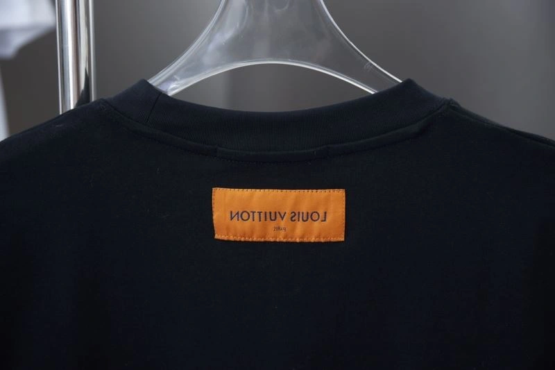 Casual Louis Vuitton T-Shirts 138476