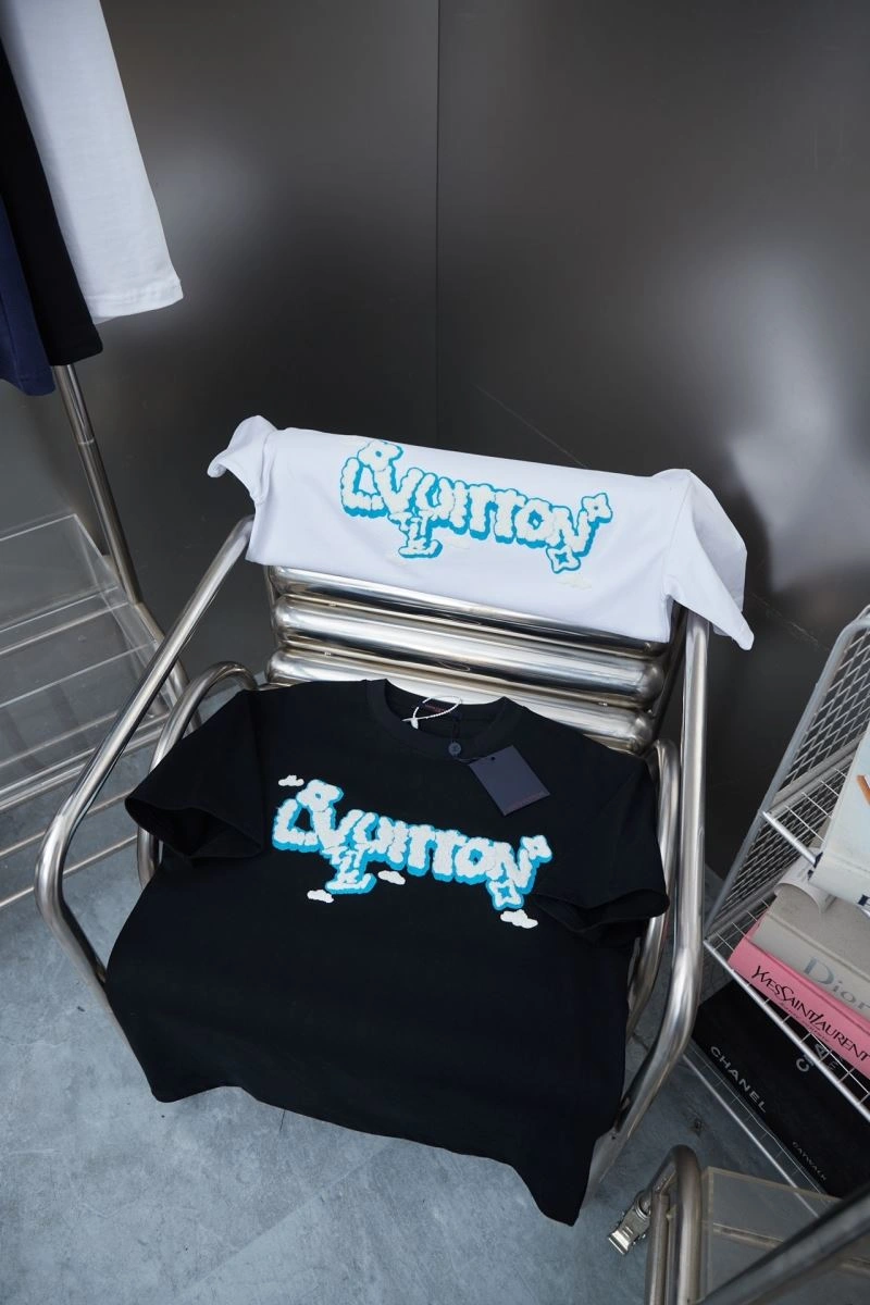 Casual Louis Vuitton T-Shirts 138476