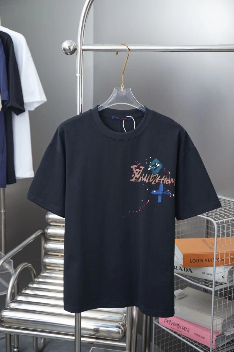 FashionForward Louis Vuitton T-Shirts 138471