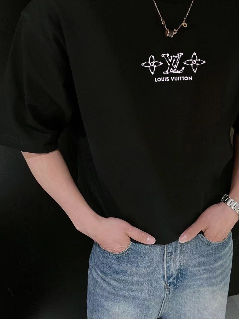 Louis Vuitton T-Shirts OnTrend 138469