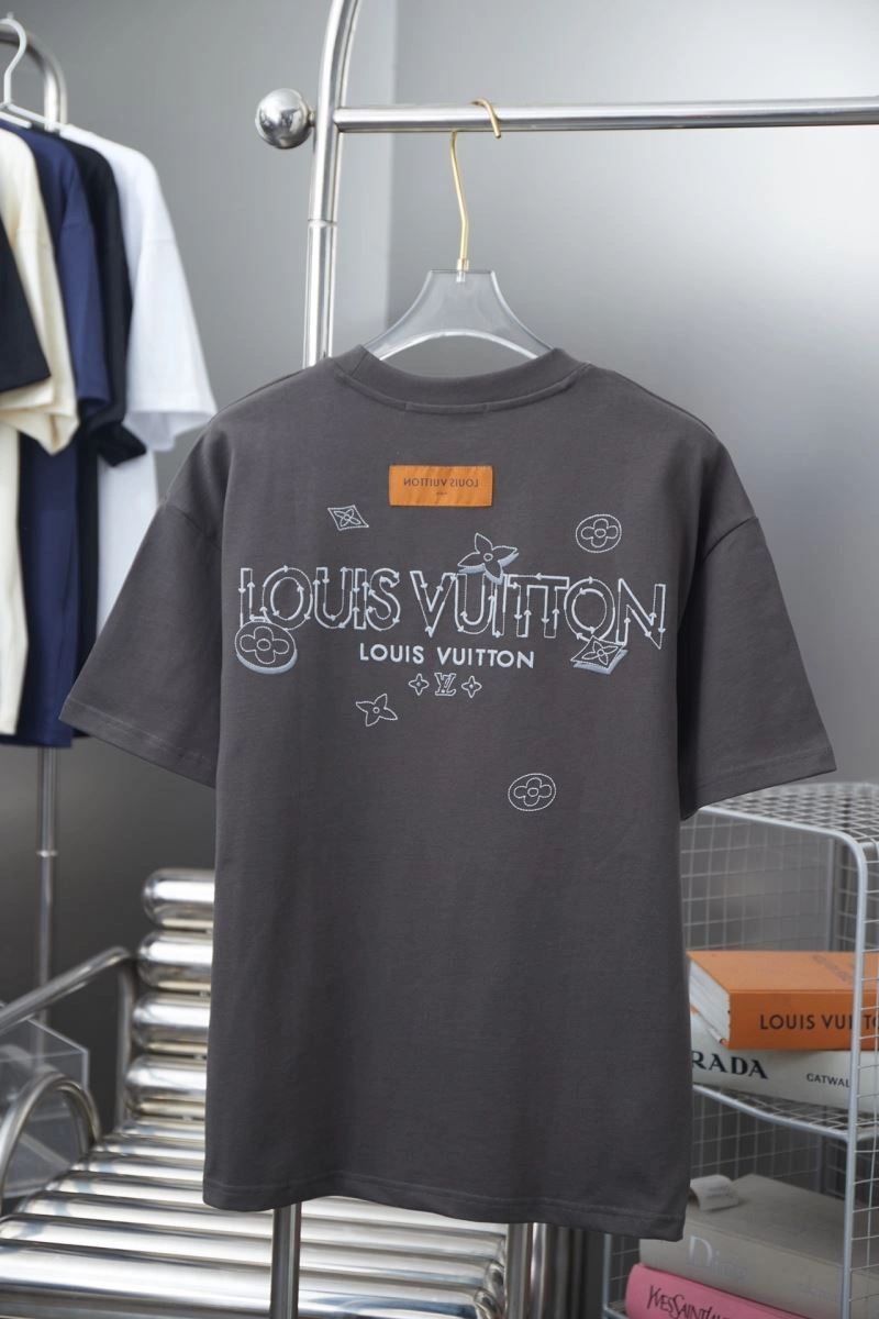 Popular Louis Vuitton T-Shirts 138472