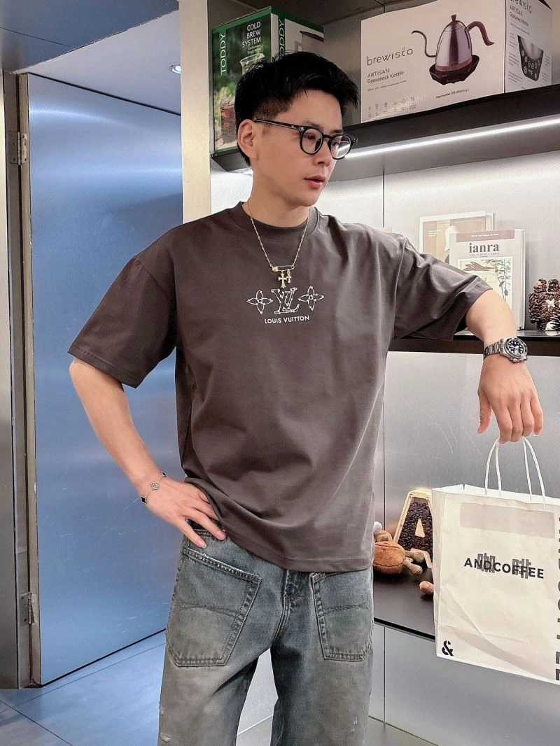 Popular Louis Vuitton T-Shirts 138472