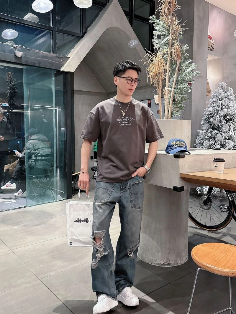 Popular Louis Vuitton T-Shirts 138472