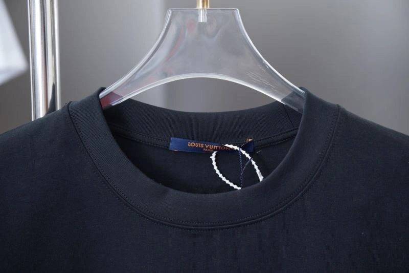 Affordable Louis Vuitton T-Shirts 138466