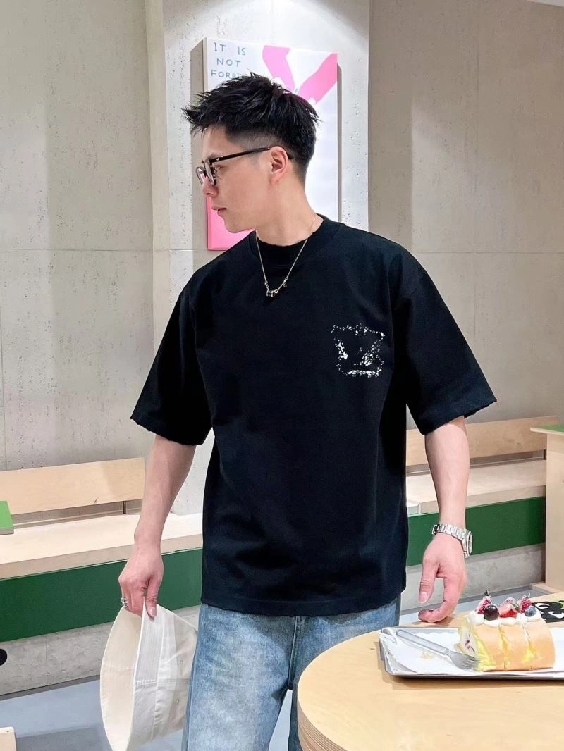 Affordable Louis Vuitton T-Shirts 138466