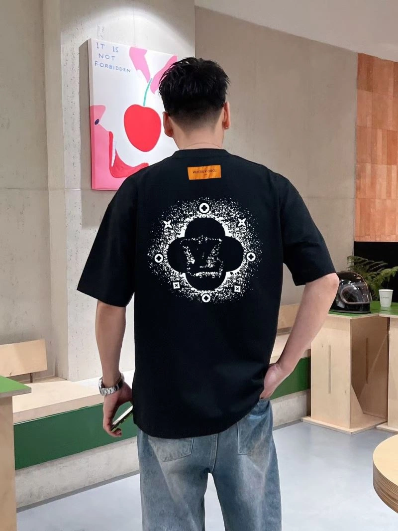 Affordable Louis Vuitton T-Shirts 138466