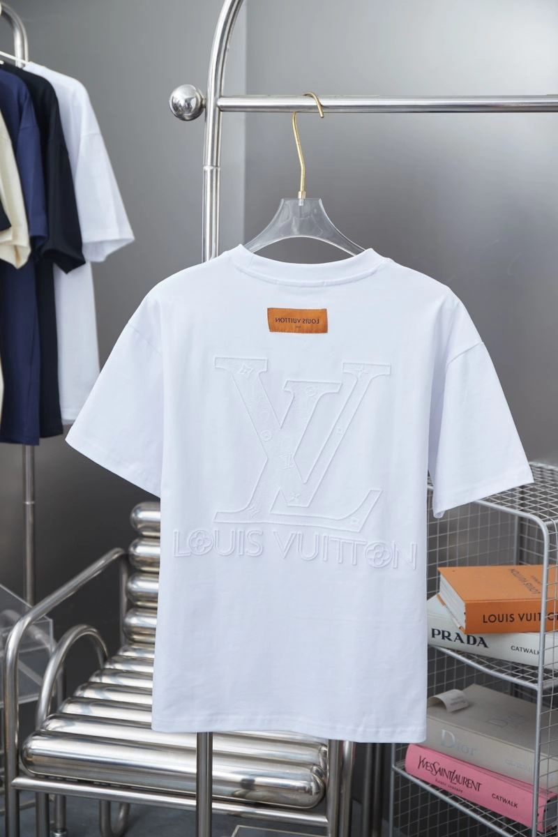 Affordable Louis Vuitton T-Shirts 138465