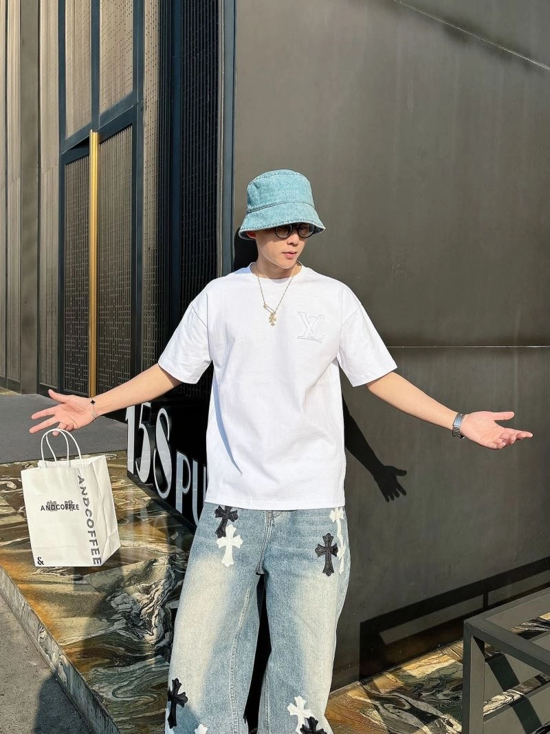 Affordable Louis Vuitton T-Shirts 138465