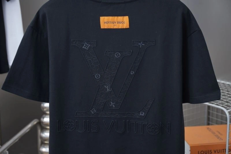 Louis Vuitton T-Shirts Affordable 138467