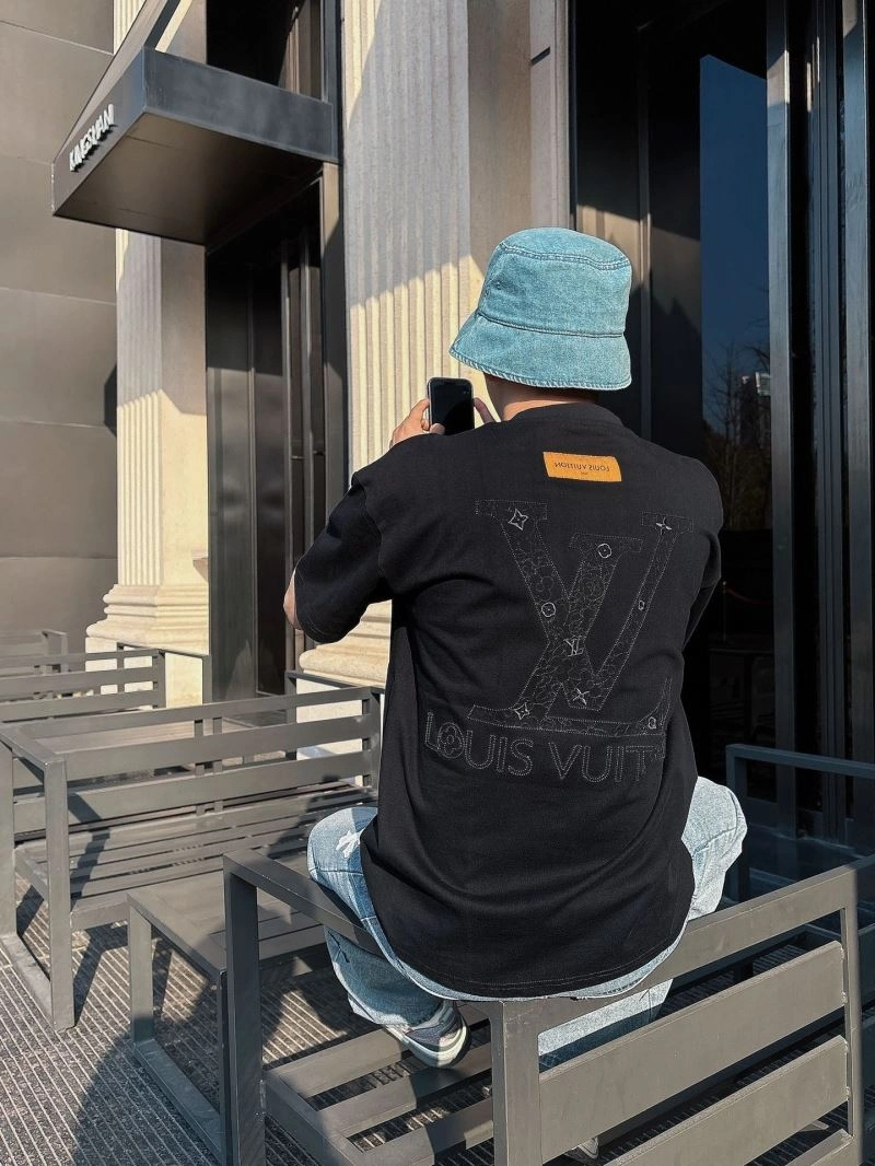 Louis Vuitton T-Shirts Affordable 138467