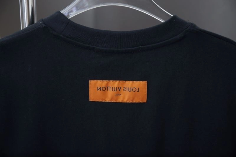 Durable Louis Vuitton T-Shirts 138461