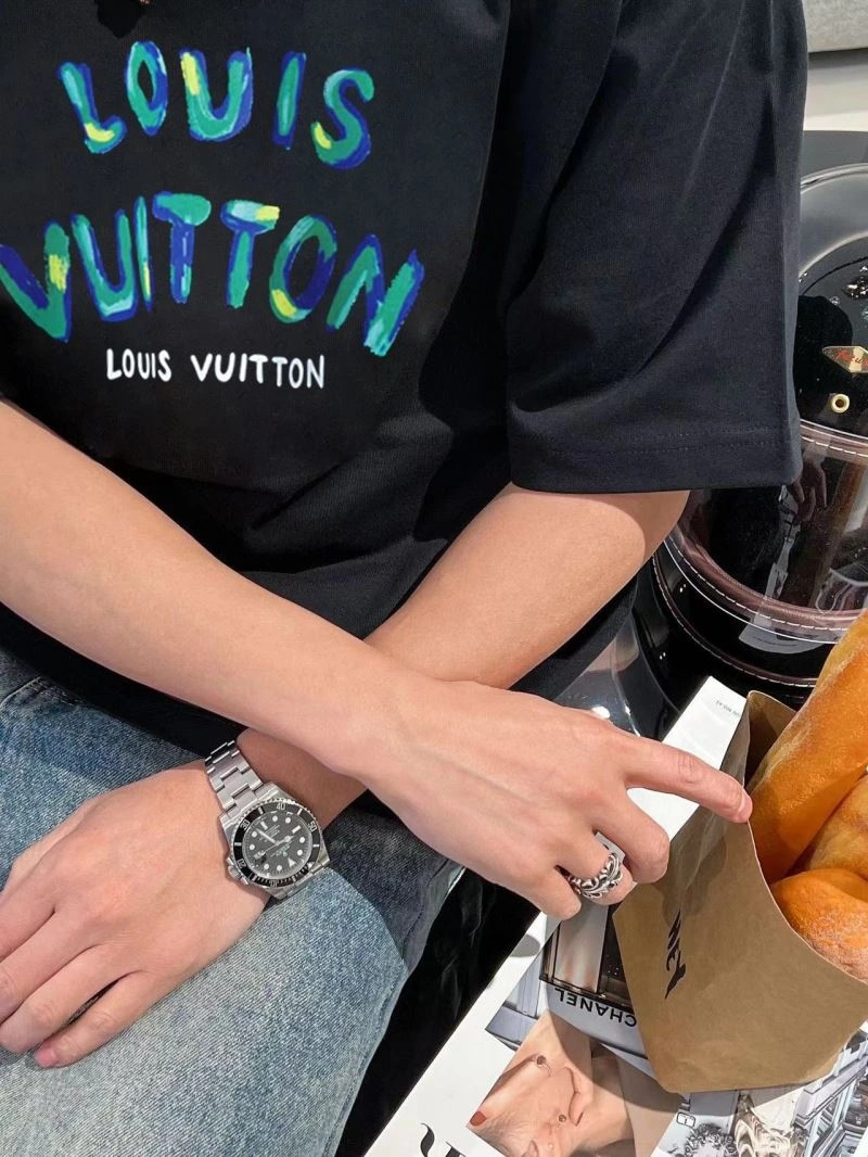 Durable Louis Vuitton T-Shirts 138461