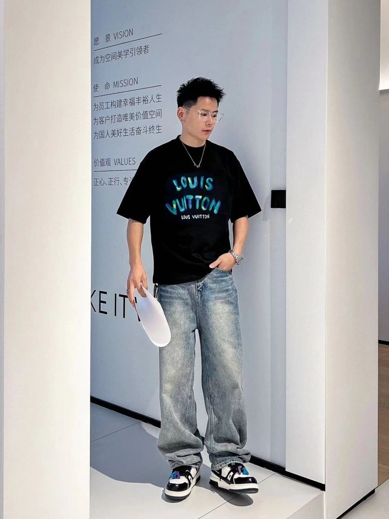Durable Louis Vuitton T-Shirts 138461
