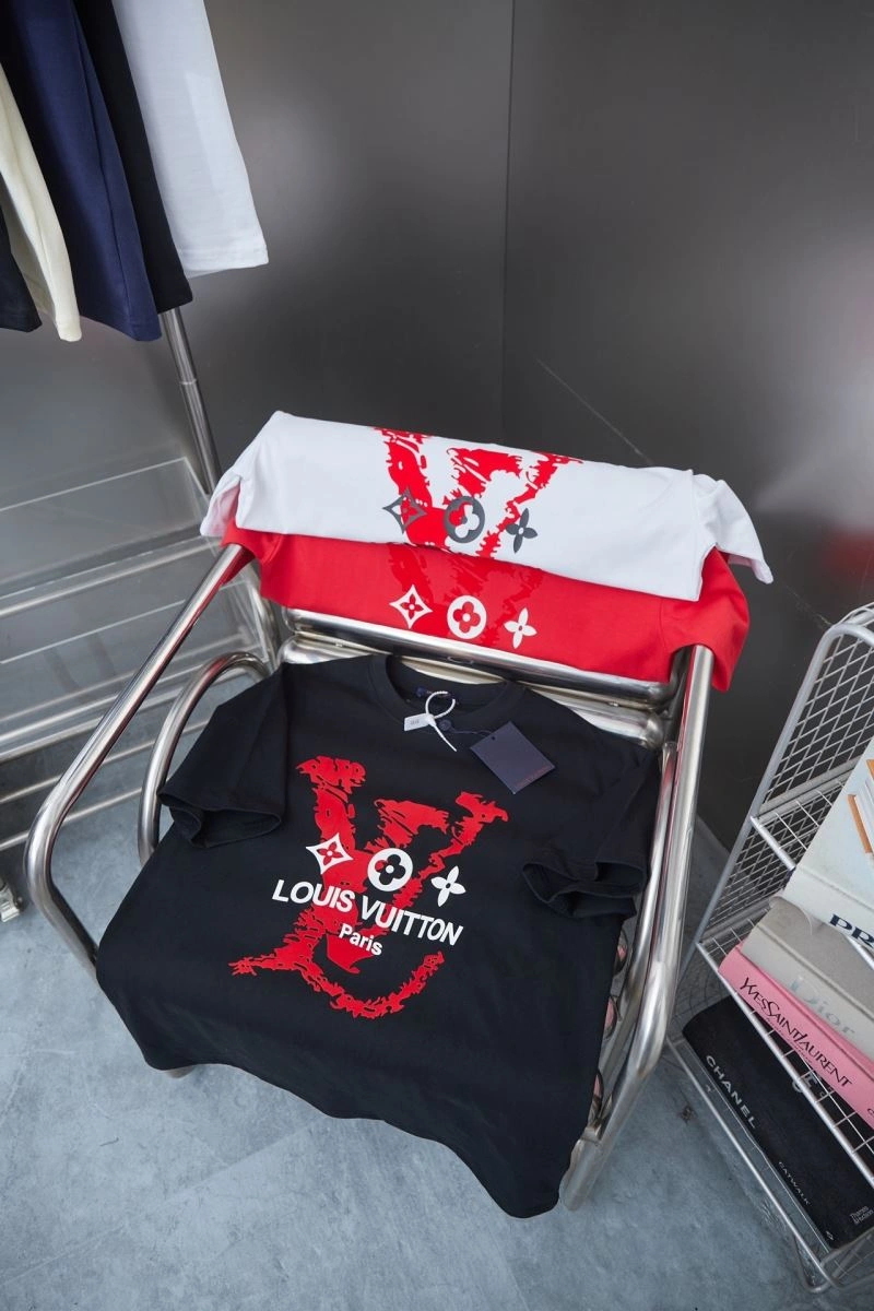 Louis Vuitton T-Shirts Fashionable 138452