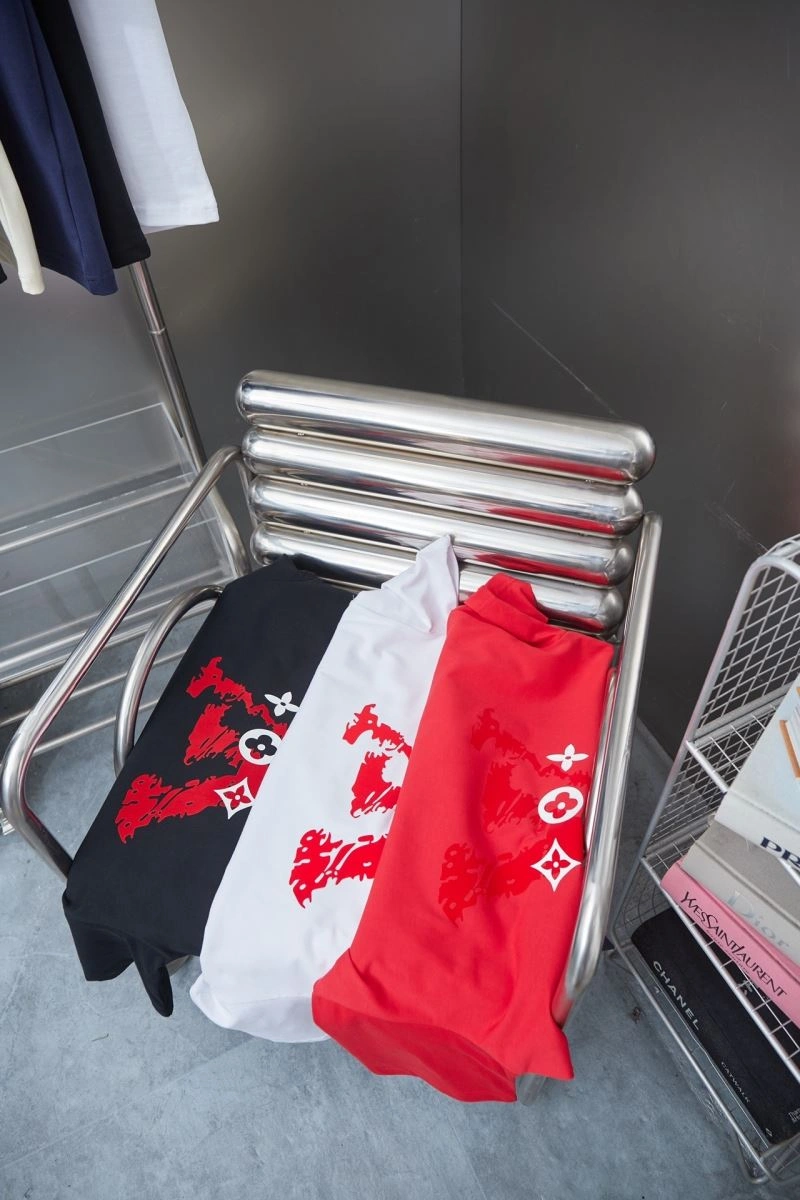 Louis Vuitton T-Shirts Fashionable 138452