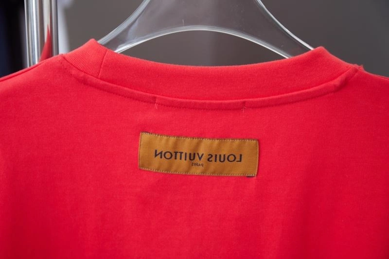 Affordable Louis Vuitton T-Shirts 138450