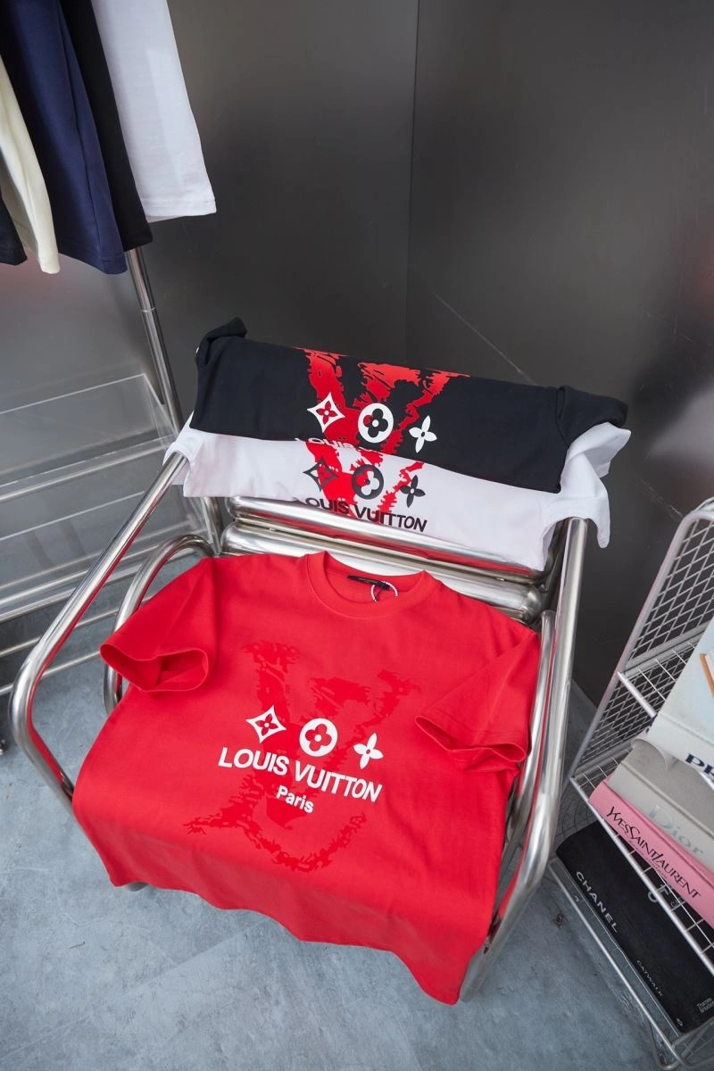 Affordable Louis Vuitton T-Shirts 138450