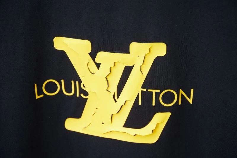 Louis Vuitton T-Shirts Reliable 138457
