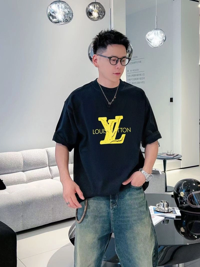 Louis Vuitton T-Shirts Reliable 138457