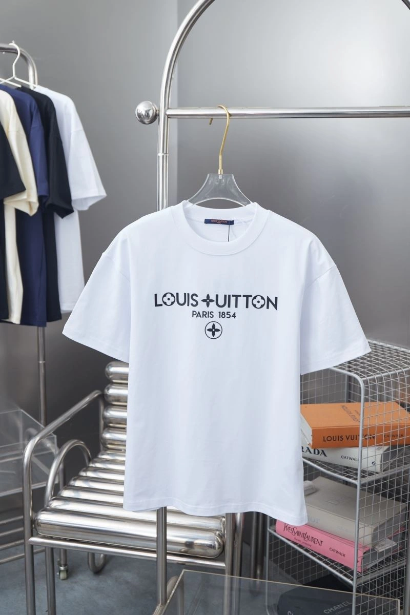ZipUp Louis Vuitton T-Shirts 138456