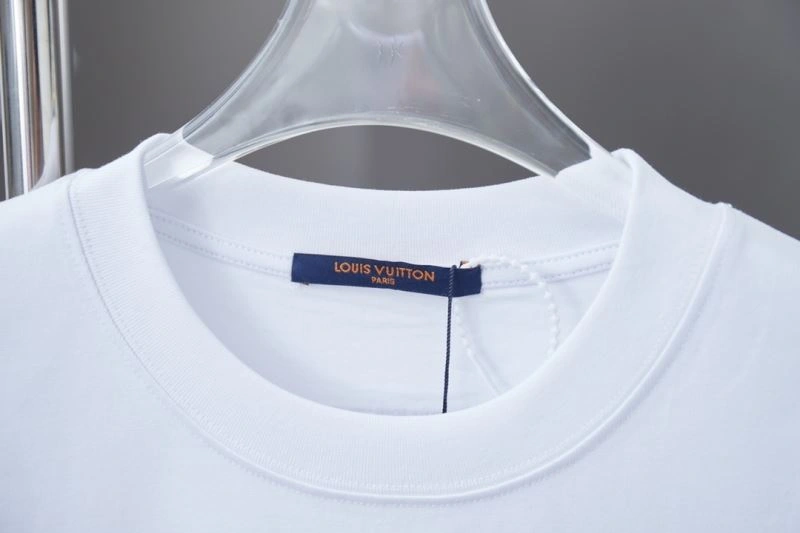 ZipUp Louis Vuitton T-Shirts 138456