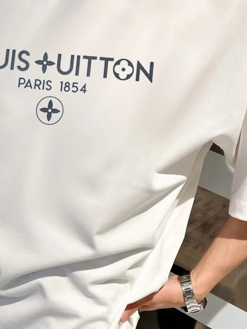 ZipUp Louis Vuitton T-Shirts 138456