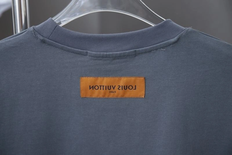 Louis Vuitton T-Shirts Stretchable 138448