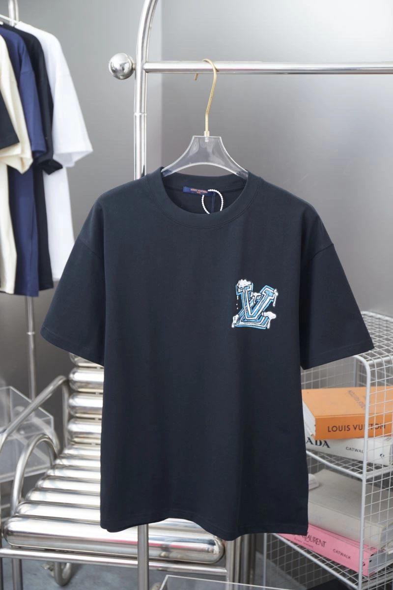 Louis Vuitton T-Shirts Contemporary 138443