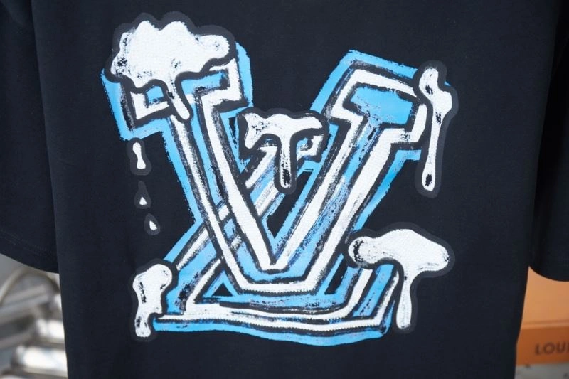 Louis Vuitton T-Shirts Contemporary 138443
