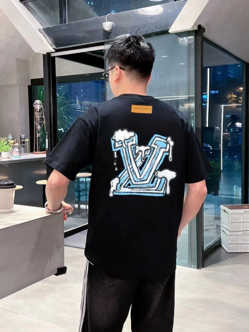 Louis Vuitton T-Shirts Contemporary 138443