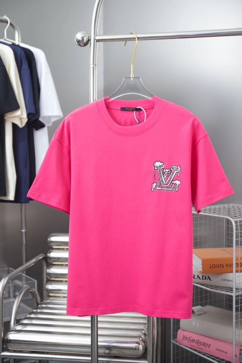 Louis Vuitton T-Shirts Durable 138444