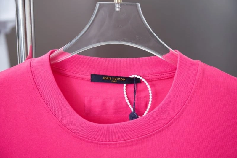Louis Vuitton T-Shirts Durable 138444