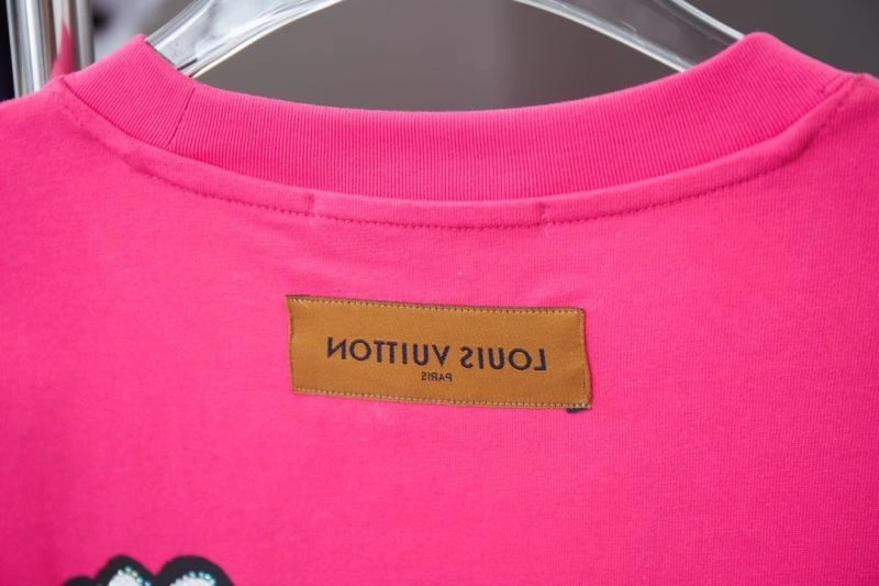 Louis Vuitton T-Shirts Durable 138444