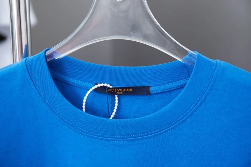 SmoothTexture Louis Vuitton T-Shirts 138455