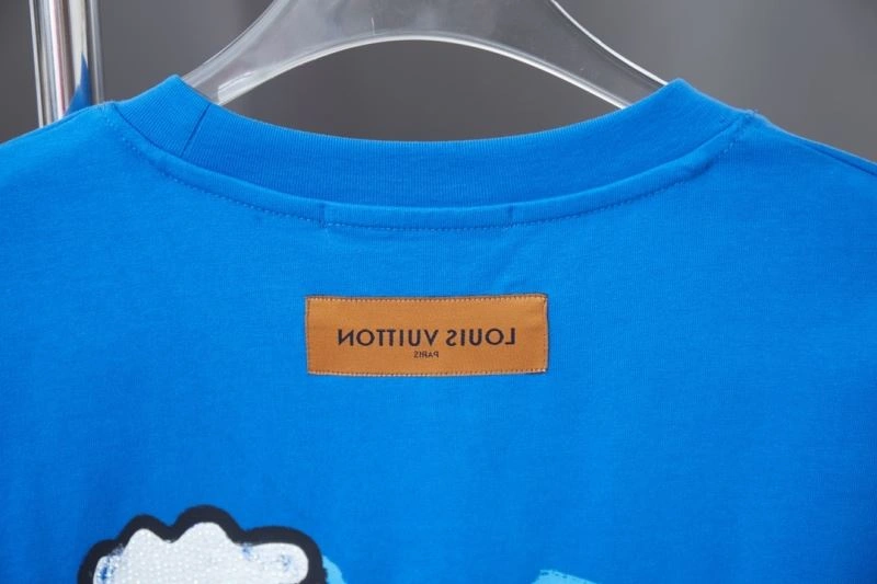 SmoothTexture Louis Vuitton T-Shirts 138455